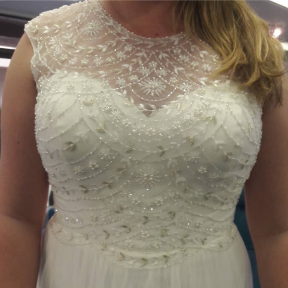 Alfred Angelo wedding dress size 16W - Picture 5 of 5